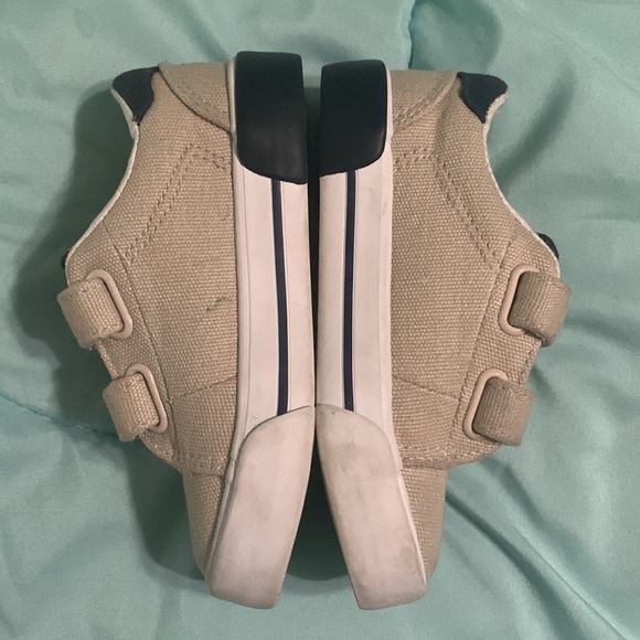 Gently worn toddler polo canvas! - Picture 5 of 5